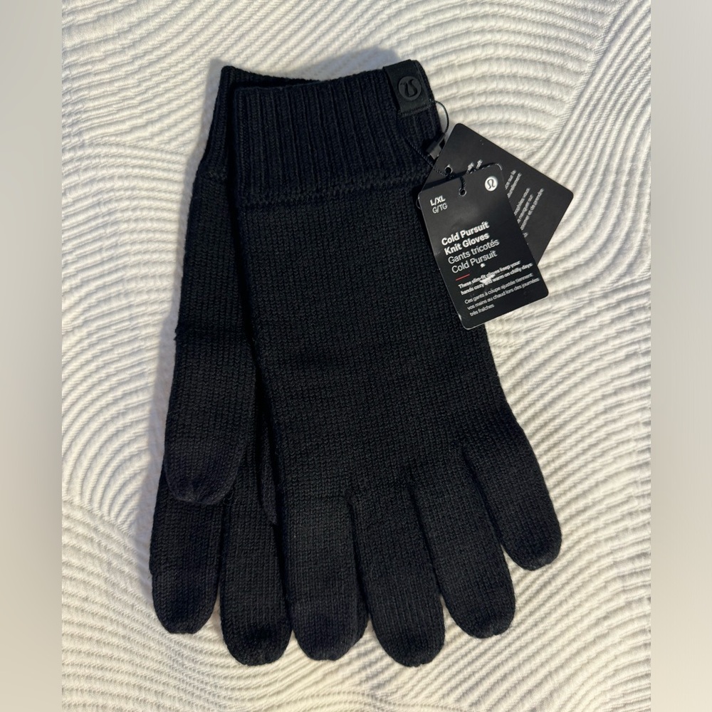 Lululemon Cold Pursuit Merino Gloves 🖤thermoregulating for cold blustery days🖤